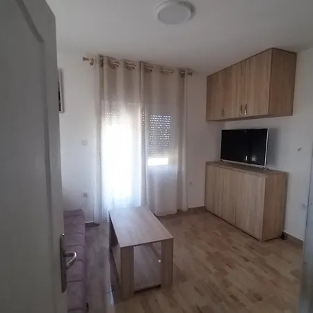 Garsonjere Bijoss Apartament *