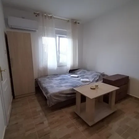 Apartament Garsonjere Bijoss Nowy Sad